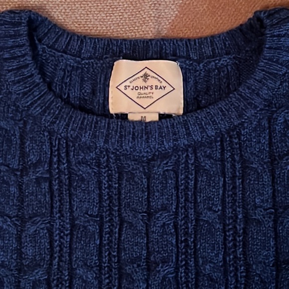 EUC Blue St. John's Bay Crew Neck Cable-Knit Pullover Sweater, M - Picture 5 of 13